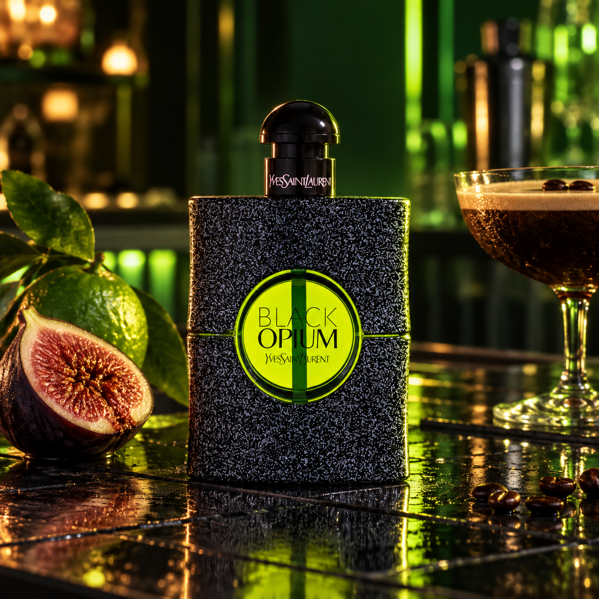 Yves Saint Laurent Black Opium Illicit Green EDP 75 ml – produkt v prostředí