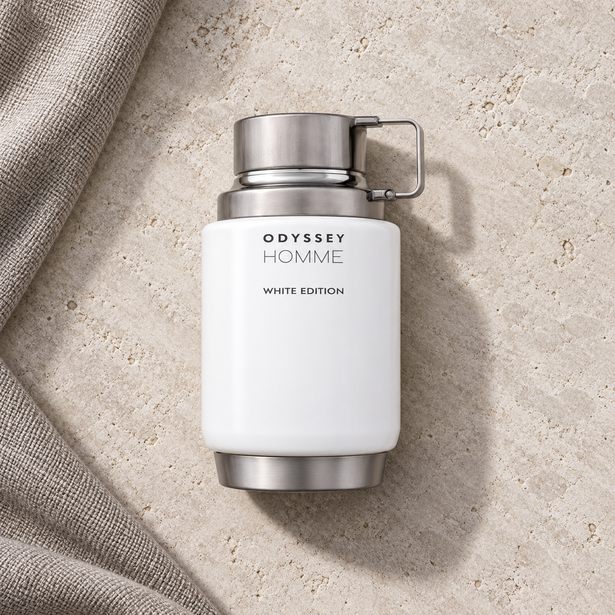 Armaf Odyssey Homme White Edition EDP 200 ml – parfém v prostředí, pohled shora s bočním stínem