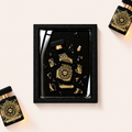 Parfemovy obraz Initio Oud for Greatness v cernem ramu - ilustracni fotografie