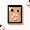 Parfemovy obraz Prettyligo - 2ml v cernem ramu - ilustracni fotografie