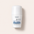 Bílý roll-on Vichy Deodorant 24h 50 ml s modrým nápisem na béžovém pozadí – MrRizz