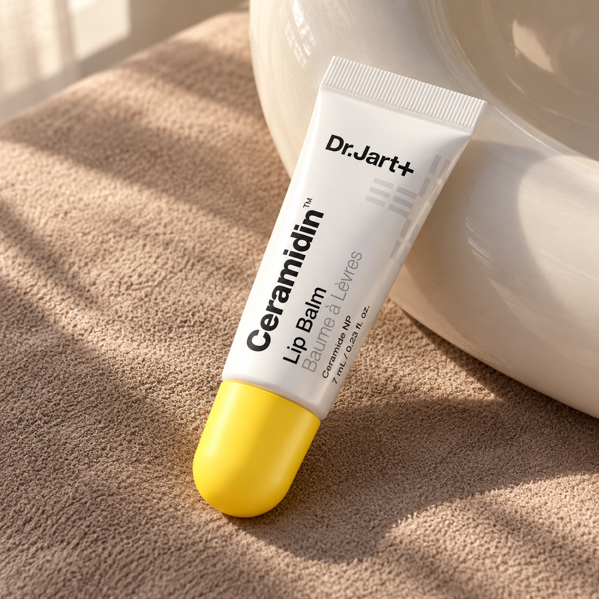 Dr. Jart+ Ceramidin Lip Balm 7 ml – atmosférická fotografie – MrRizz