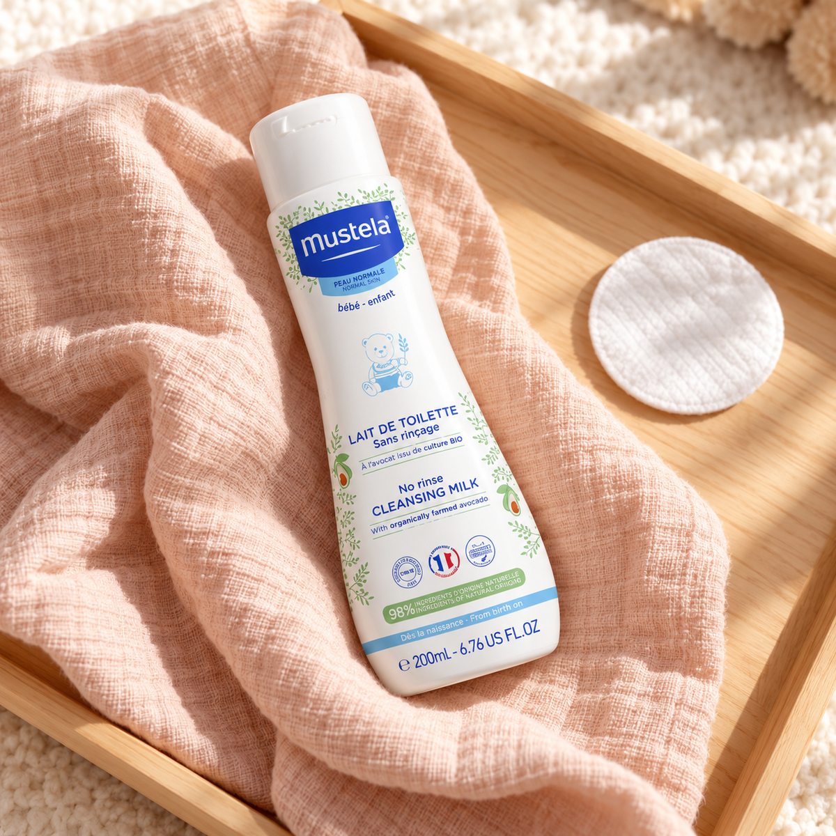 Mustela Bébé No Rinse Cleansing Milk 200 ml – atmosférická fotografie – MrRizz